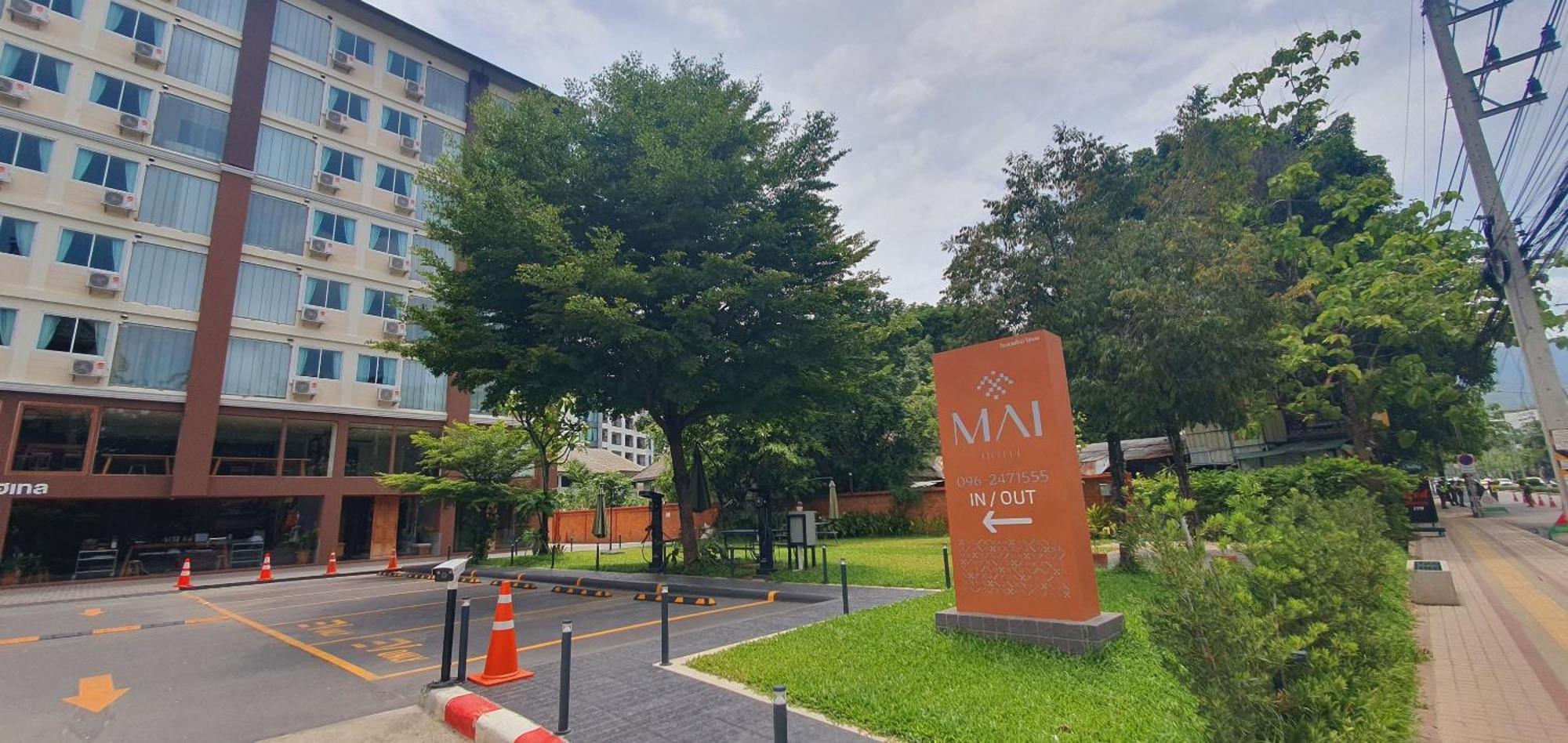 Mai Hotel Chiang Mai Exterior foto